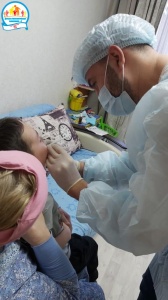 Врач-стоматолог-хирург Фидан Гареев принял на выезде ребенка болеющего скарлатиной Врач-стоматолог-хирург Фидан Гареев принял на выезде ребенка болеющего скарлатиной
